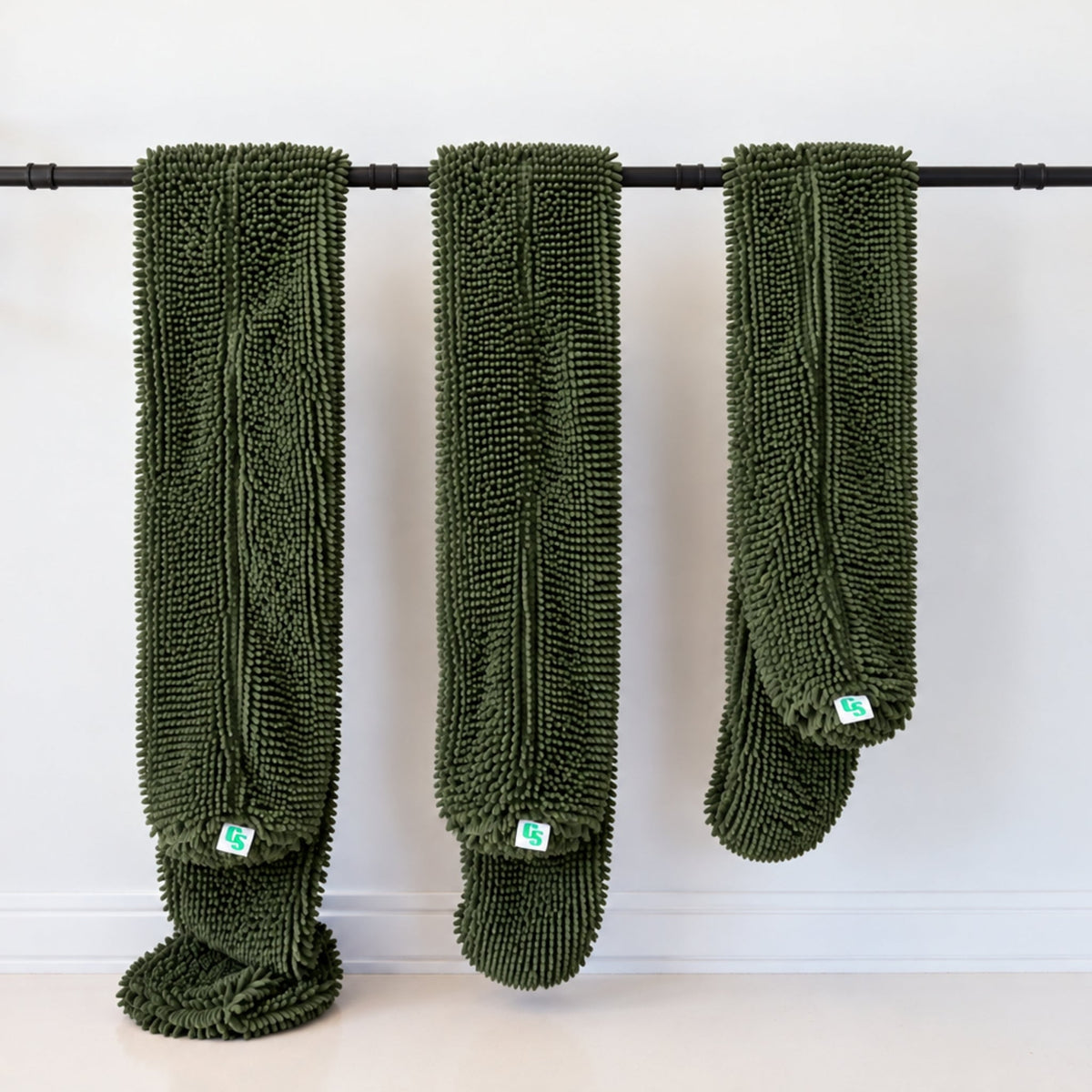 M, L, XL CrateSnake Original Cover in Forest Green hanging